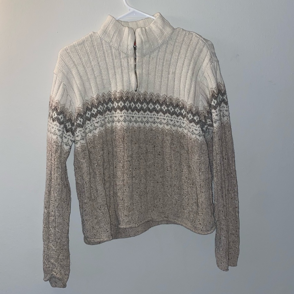 Liz Claiborne half zip sweater. Thick knitted material.